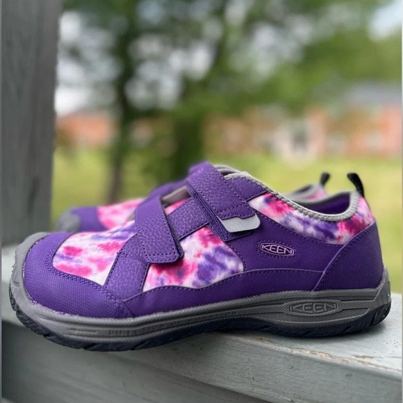 NWT KEEN Speed Runner Vibrant Grape US 7 EU 39 Hook Loop Adaptive Waterproof - Picture 1 of 11